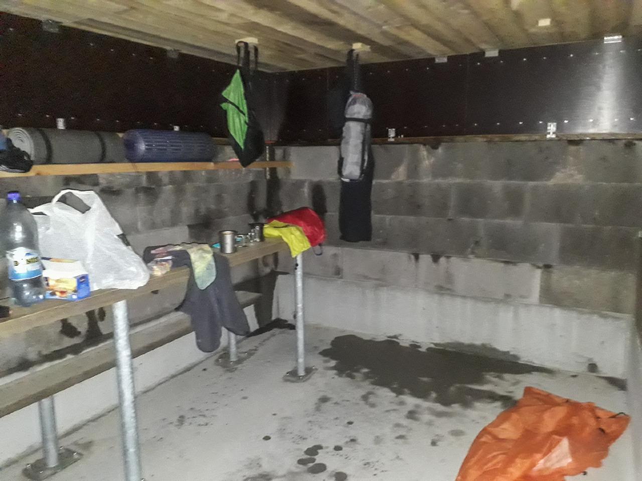 Рыбацкий домик изнутри