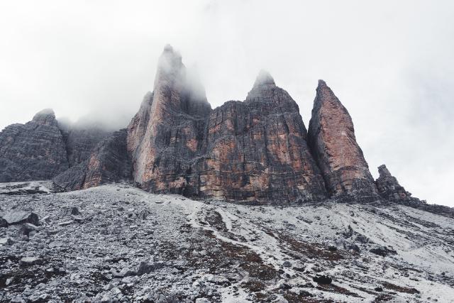 Обратная сторона Зубцов / Back side of Three Peaks, Italy