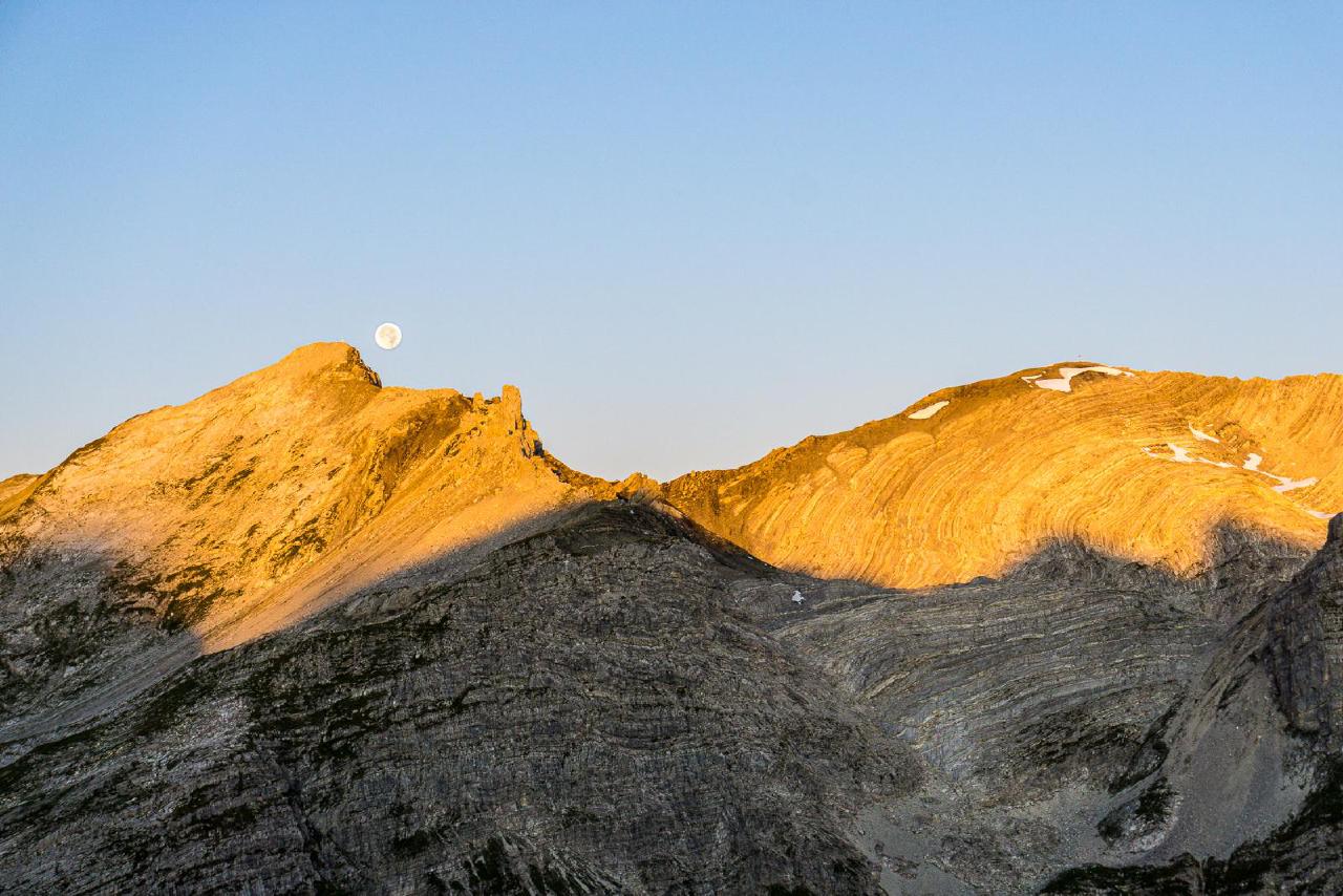 Полнолуние в горах / Full moon in the mountains, Austria Полнолуние в горах / Full moon in the mountains, Austria