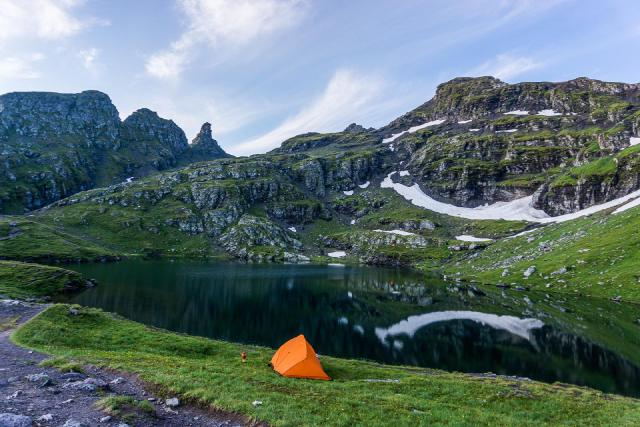 Утро в горах / Preparing for night at Schwarzsee, Switzerland