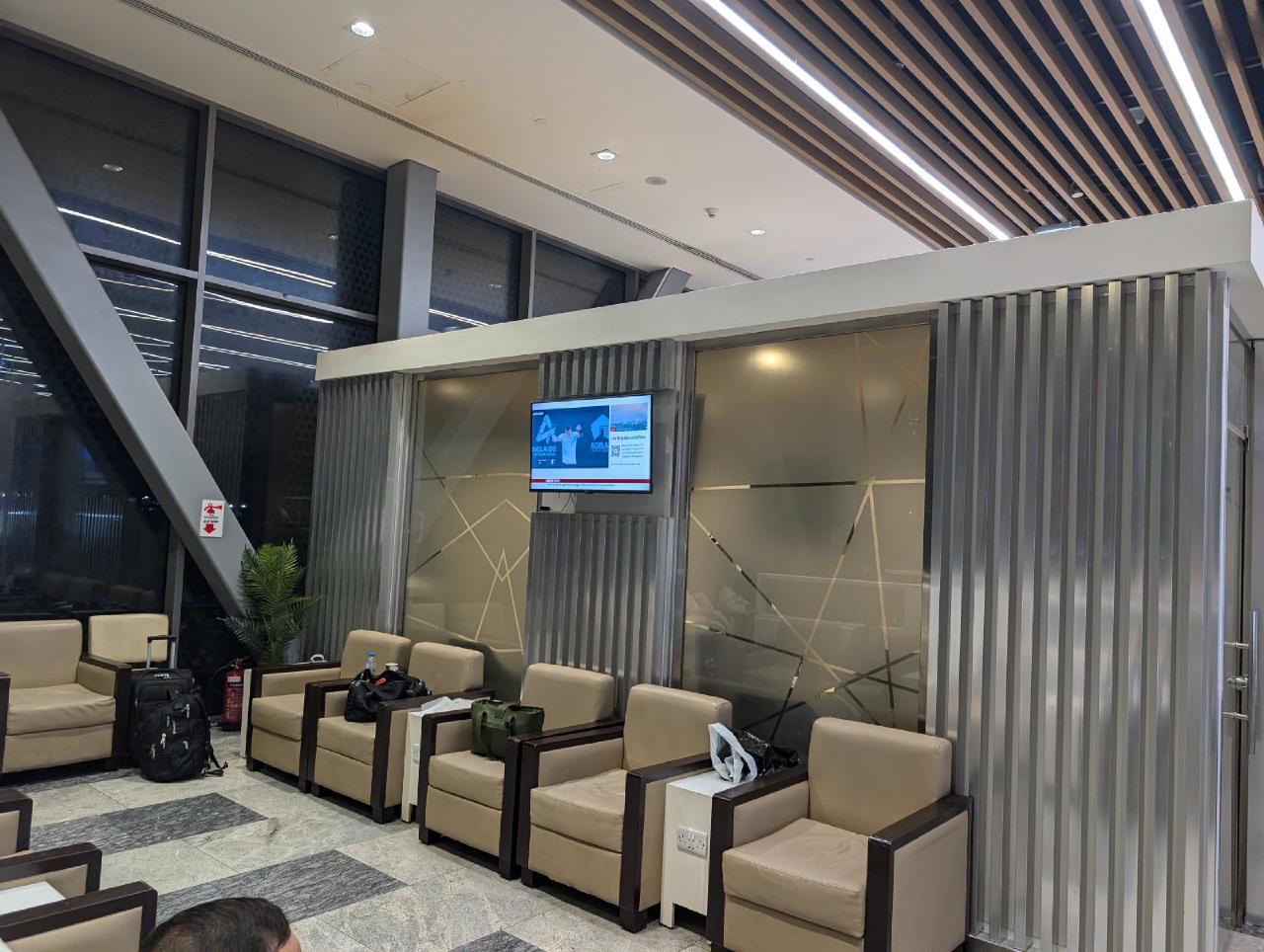 Pearl Lounge in T5